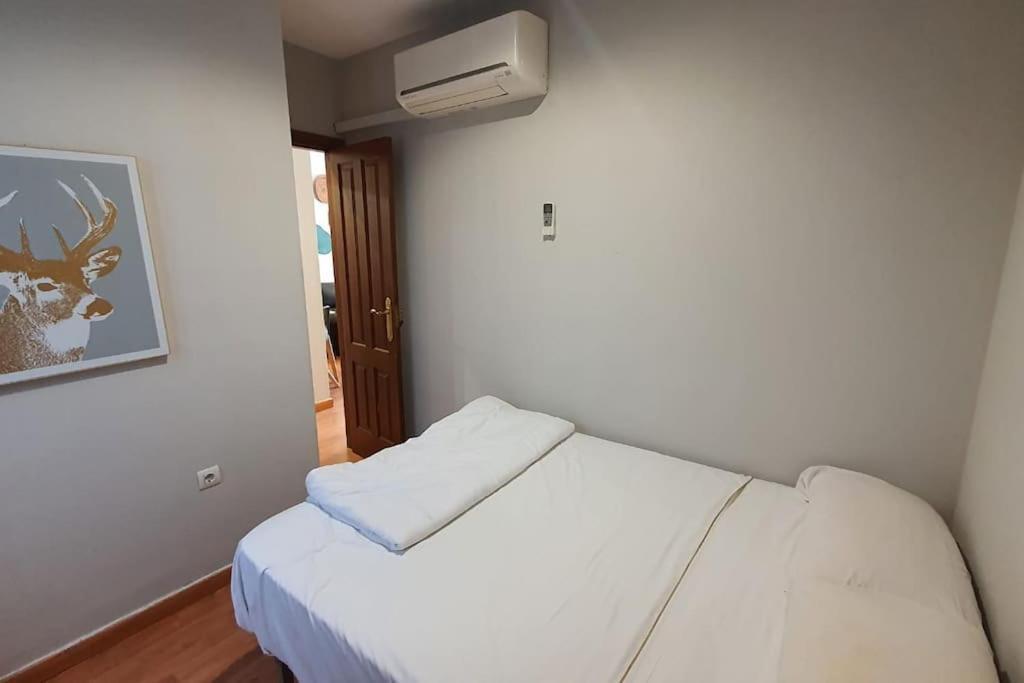 Aloja T Elvira Apartment Granada Exterior photo